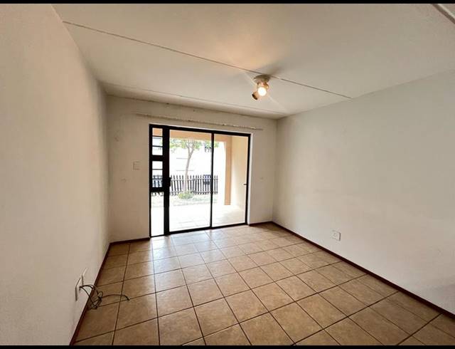 2 BEDROOM APARTMENT FOR SALE IN NORTH RIDING